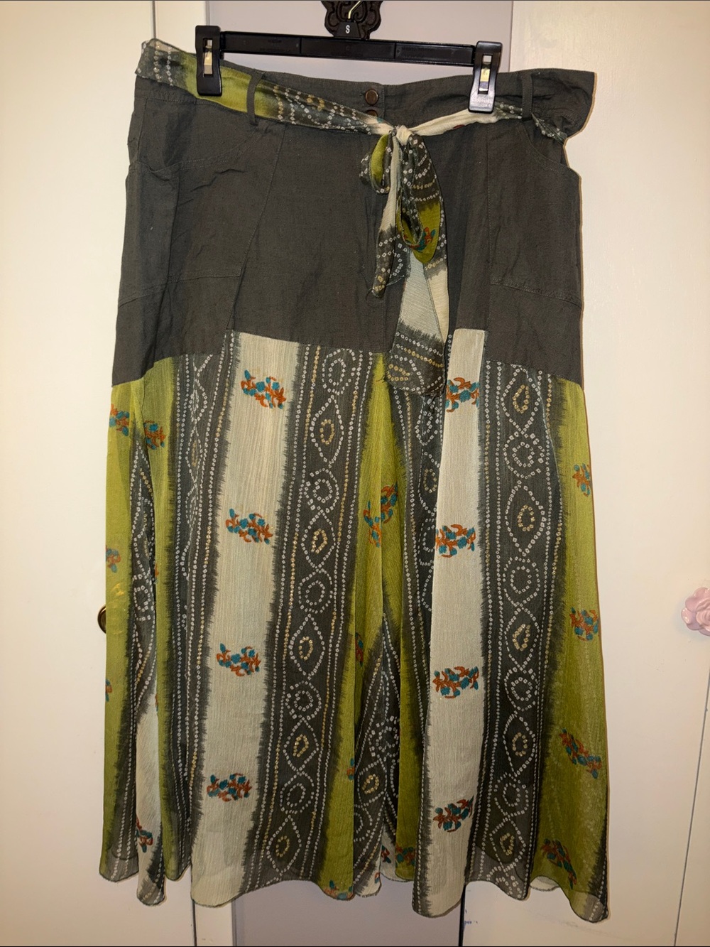 Olive Green lined Patterned  Skirt with Tie Waist and pockets